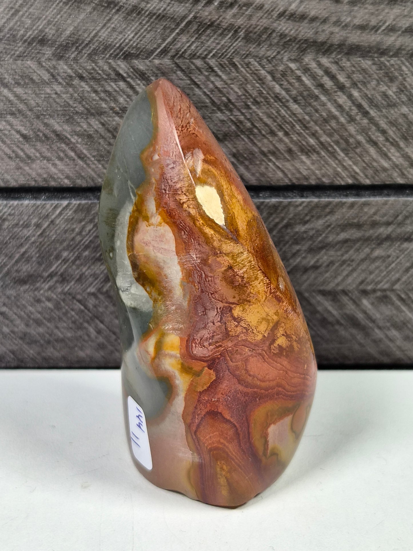 Polychroom Jaspis sculptuur 144 gram