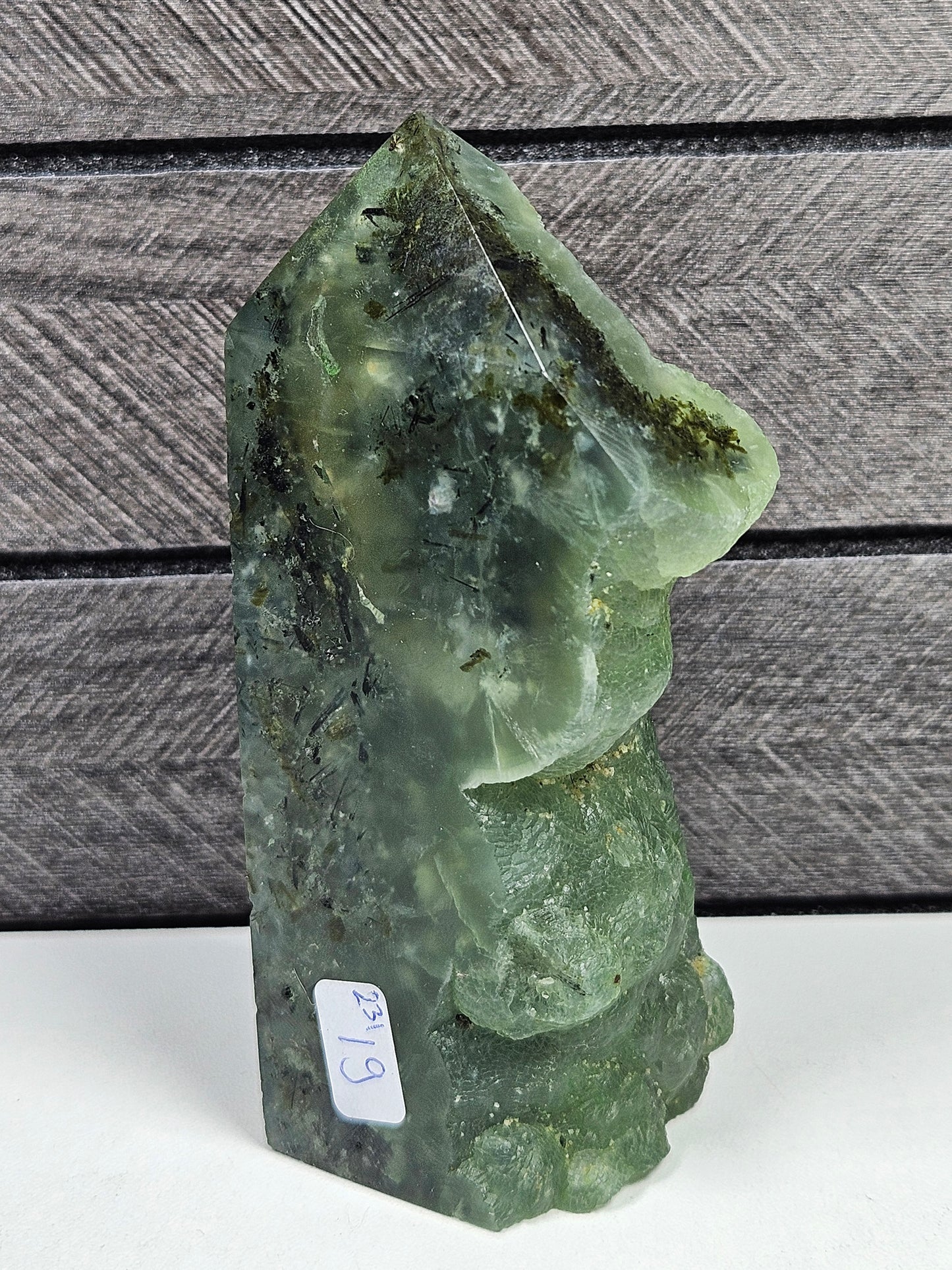 Prehniet toren 231 gram