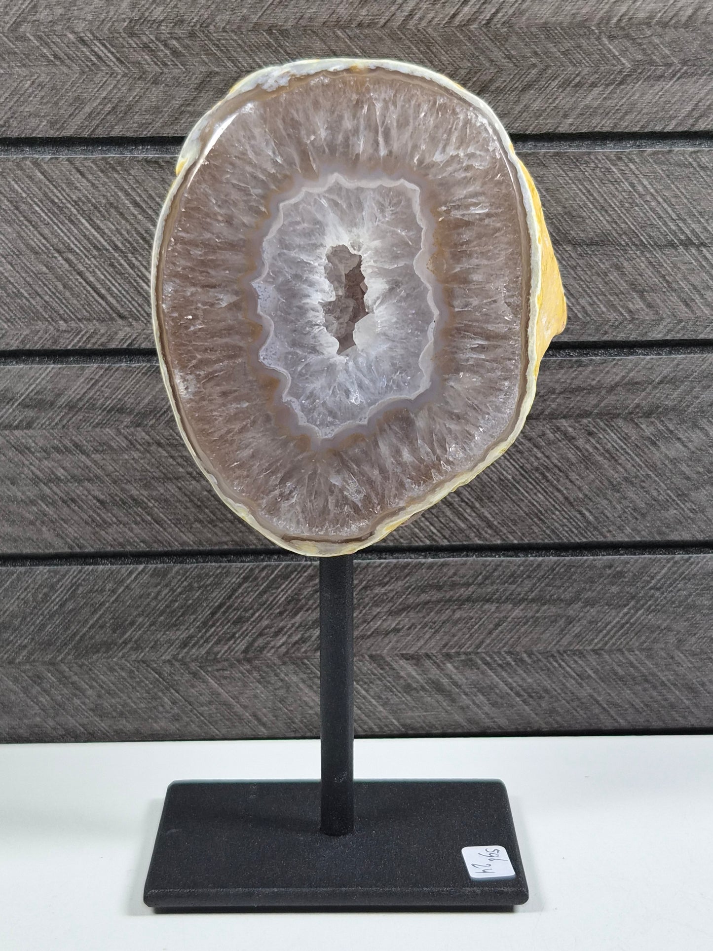 Agaat Geode op Standaard 596 gram