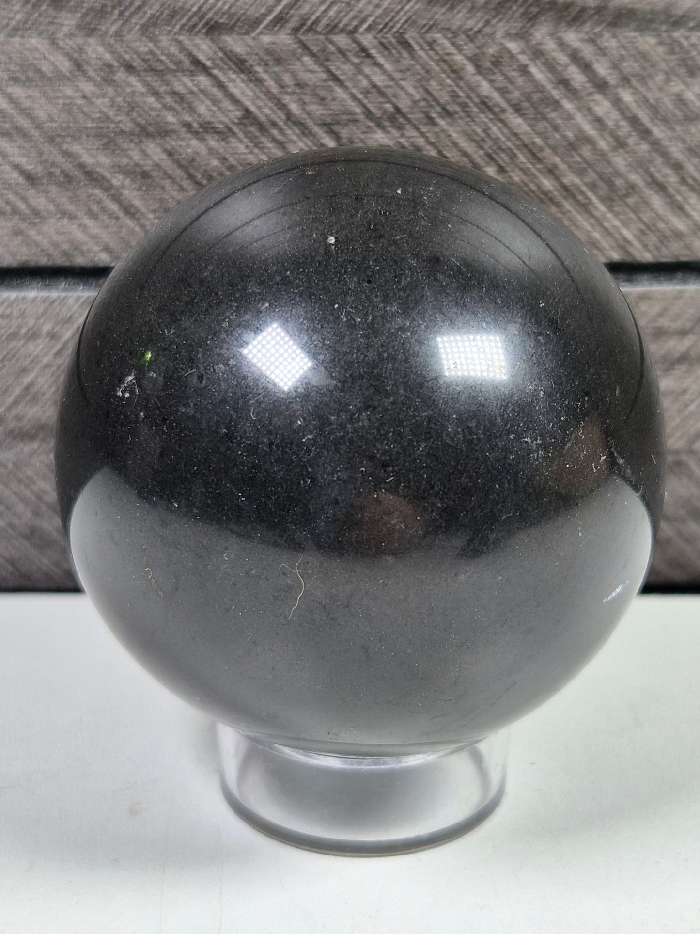 Zwarte Toermalijn bol 364 gram