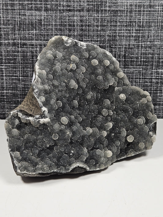 Chalcedoon op standvlak 912 gram