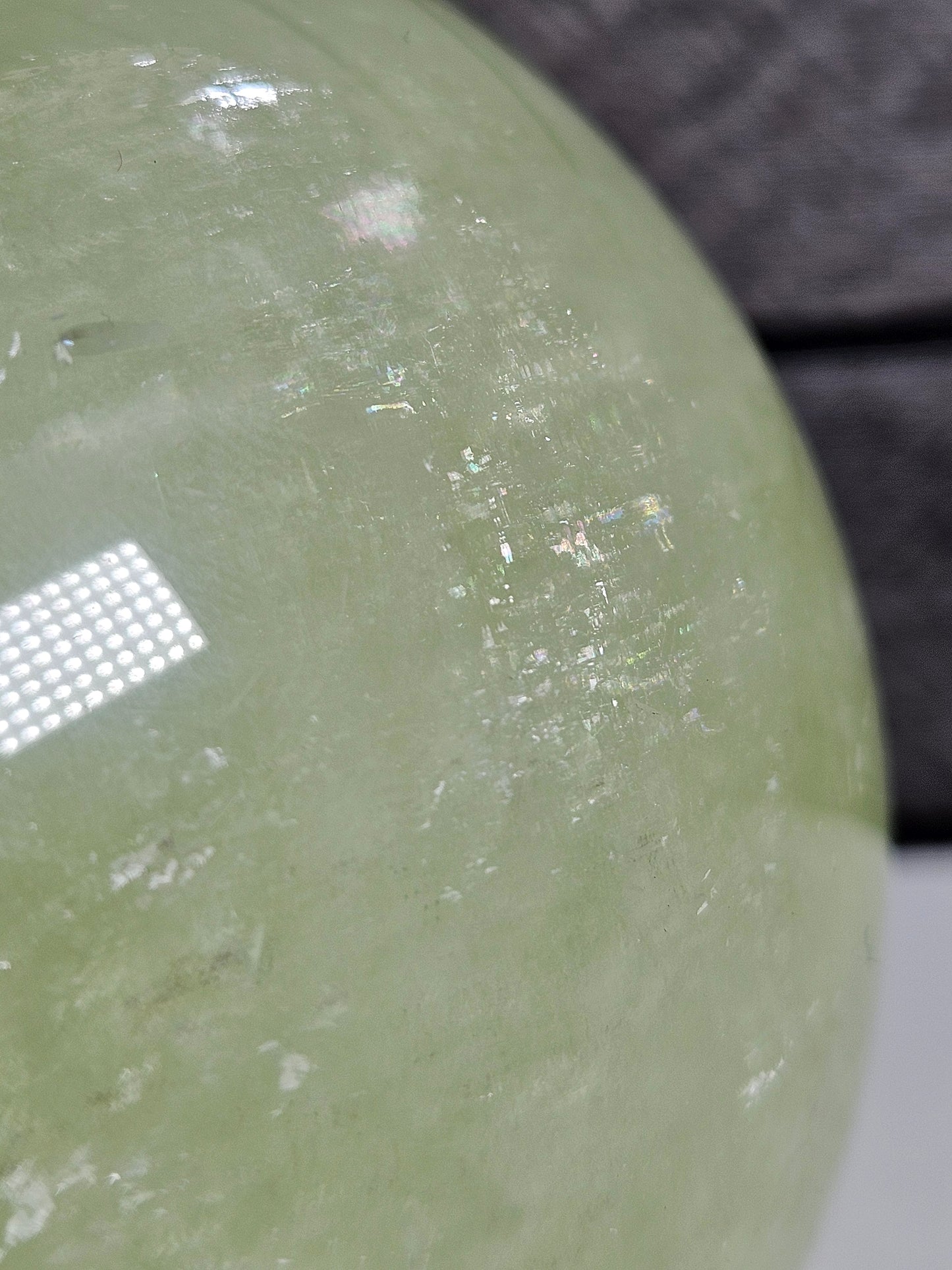 Groene optisch calciet bol 1102 gram