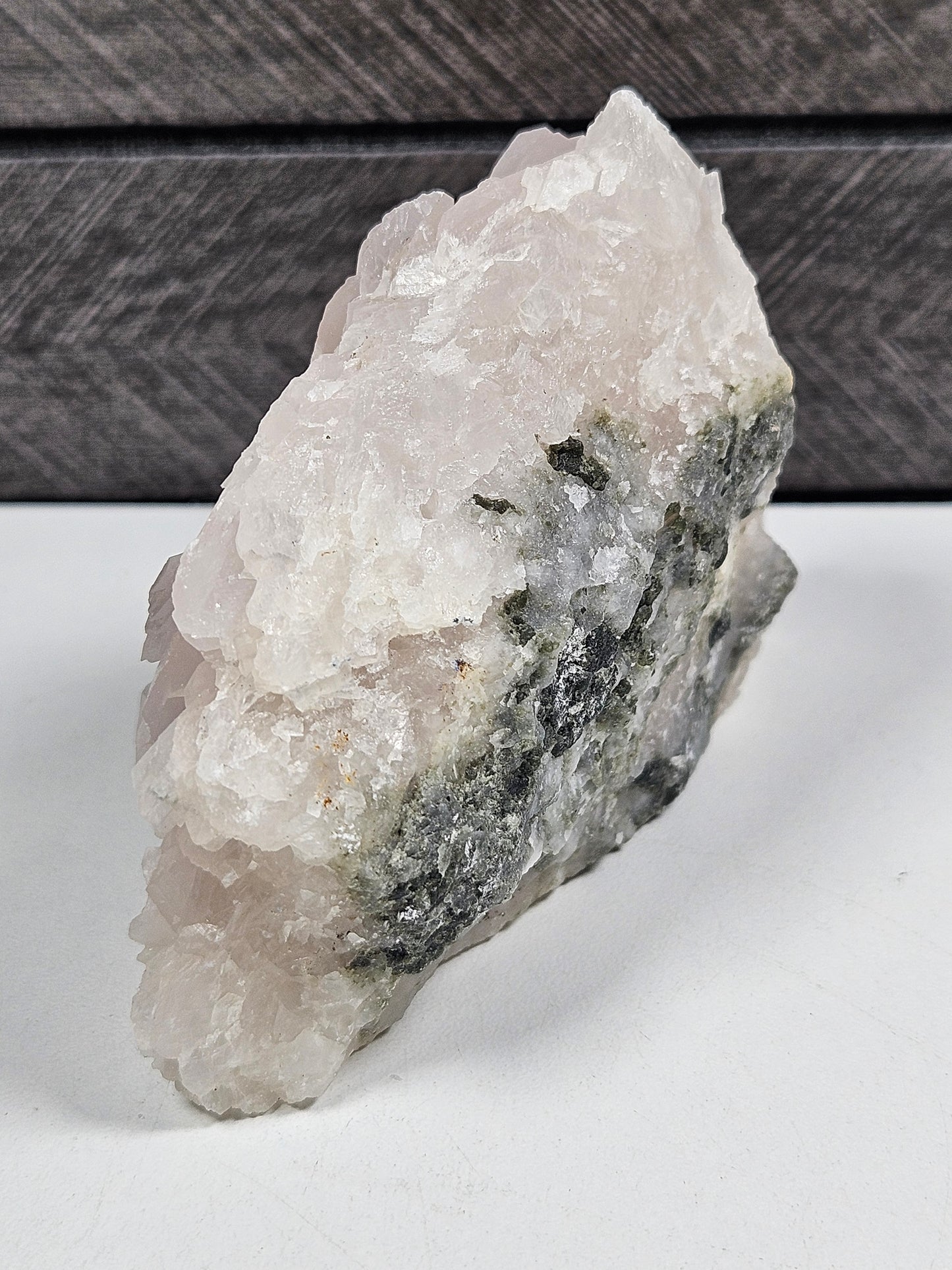 Roze (Mangano) Calciet 204 gram