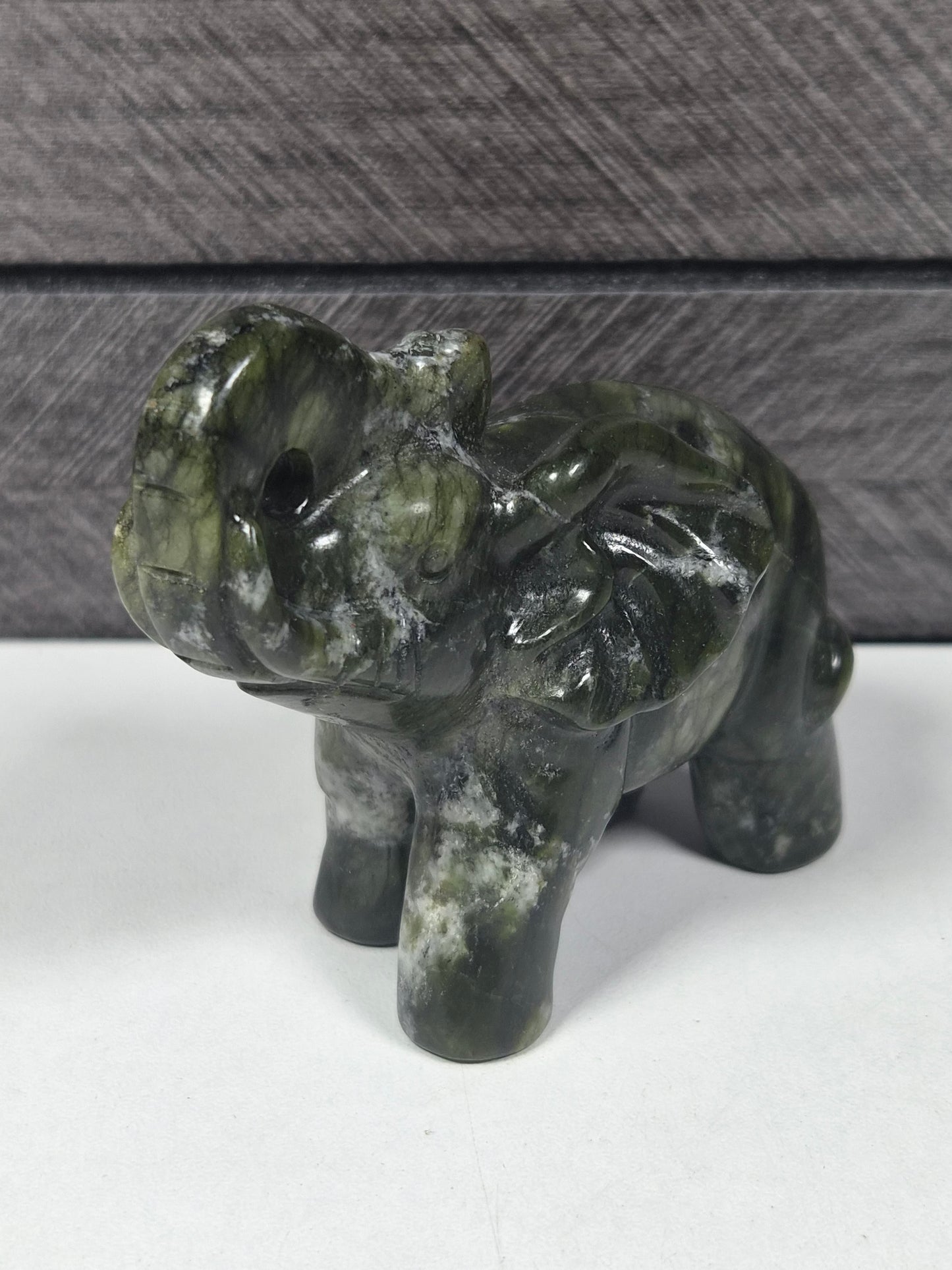 Groene Jade Olifant 160 gram