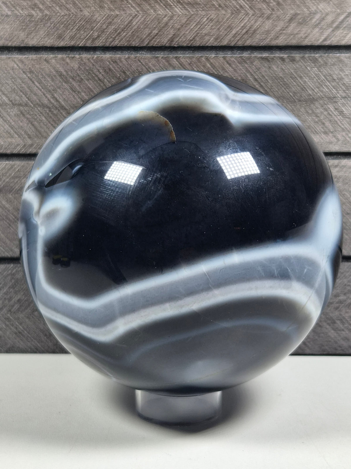 Zwarte Agaat bol 1996 gram