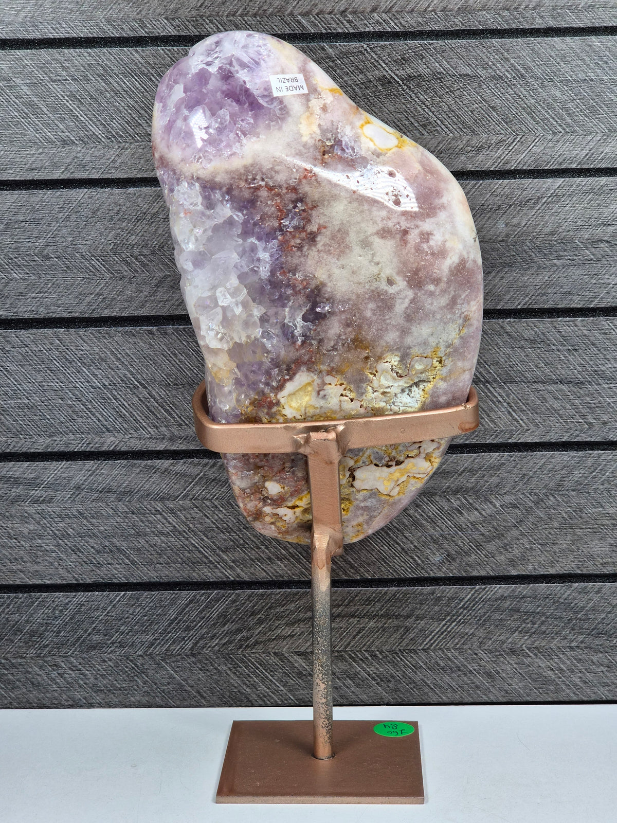 Roze Amethist op Standaard 760 gram