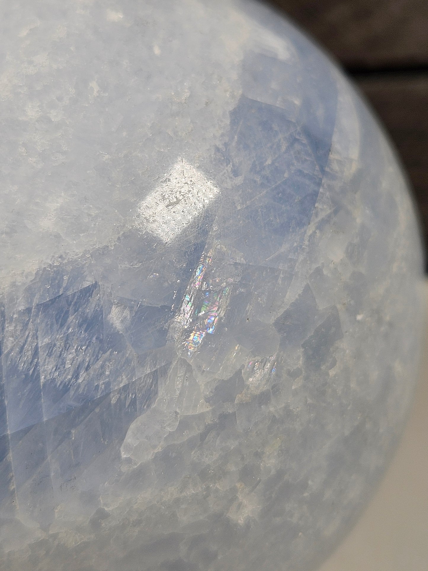 Blauwe calciet bol 824 gram