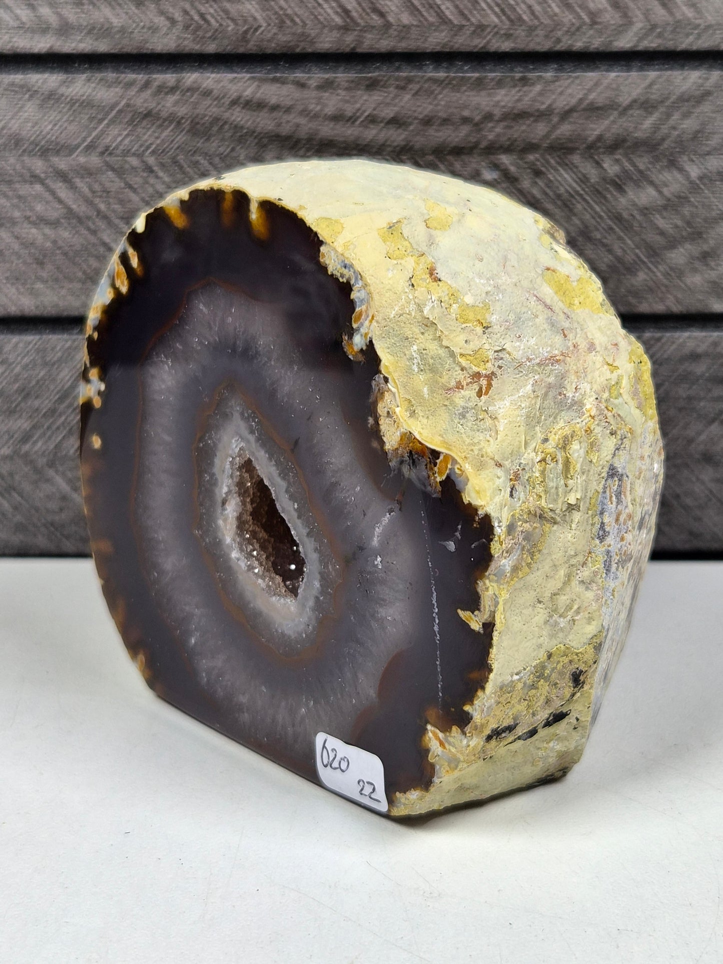 Agaat Geode op standvlak 620 gram