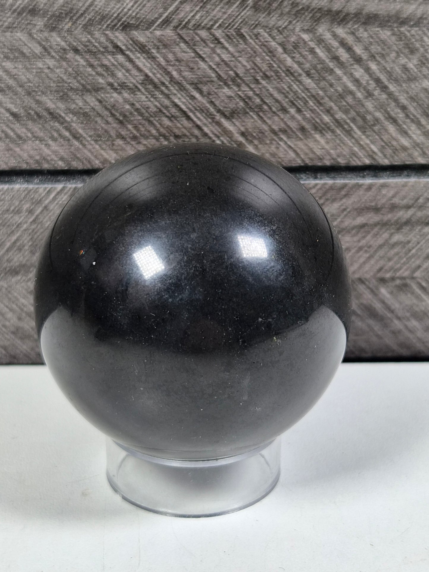 Zwarte Toermalijn bol 252 gram