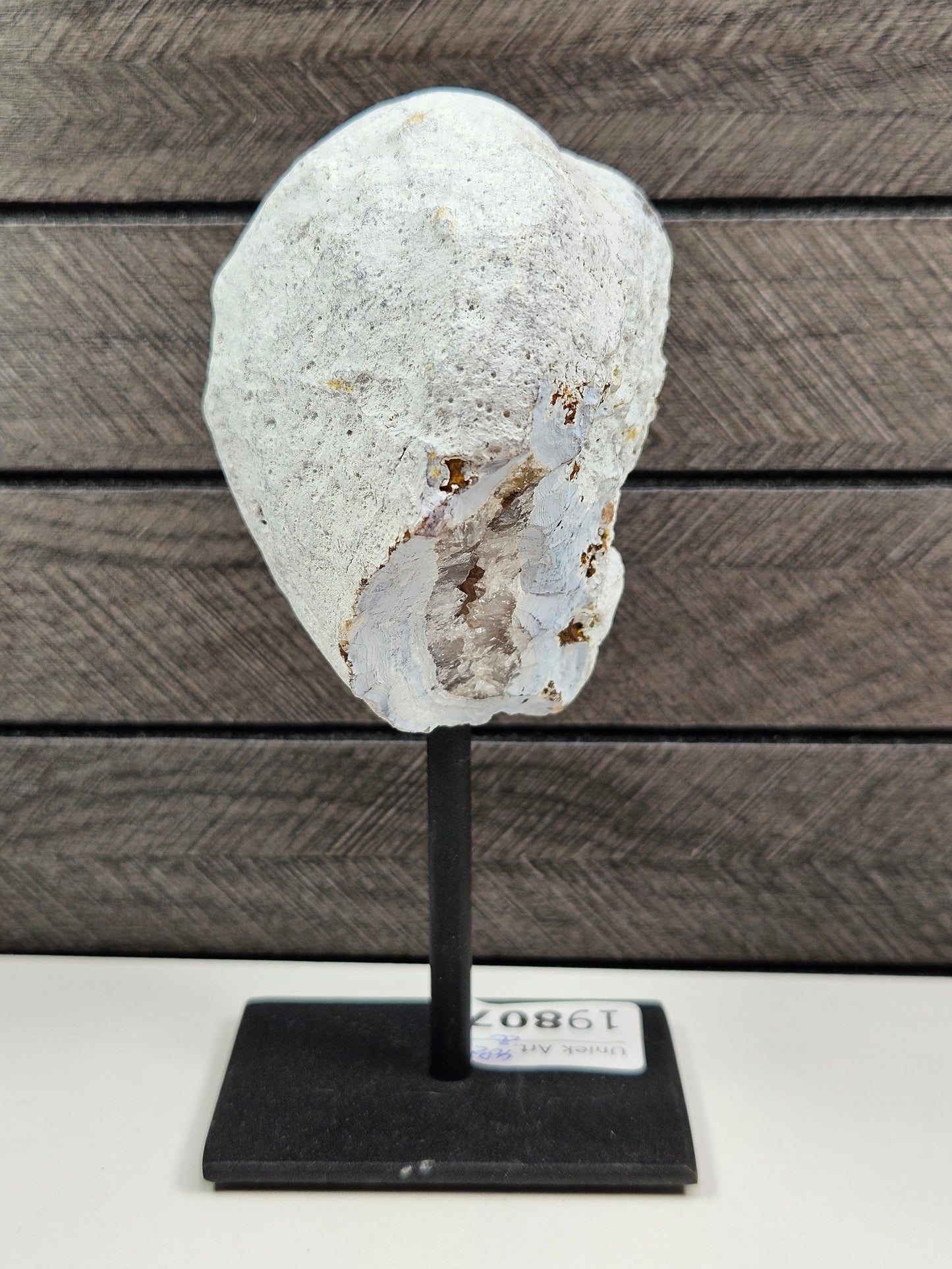 Agaat druzy op standaard 482 gram