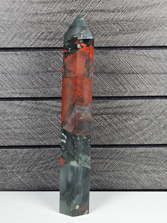 Afrikaanse bloedsteen toren 208 gram