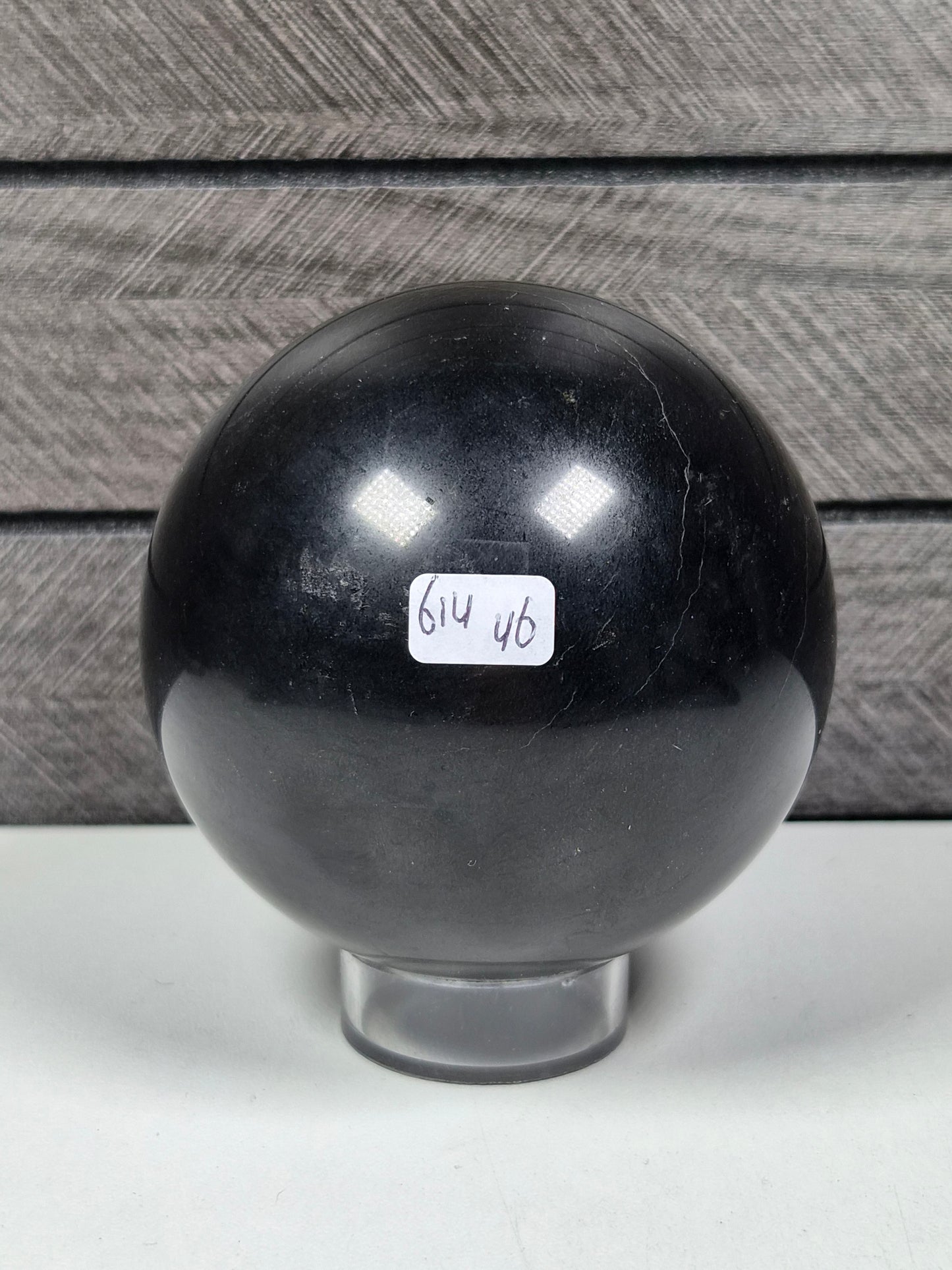 Zwarte Toermalijn bol 614 gram