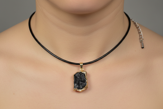 Ruwe Zwarte toermalijn goud hanger met Ketting