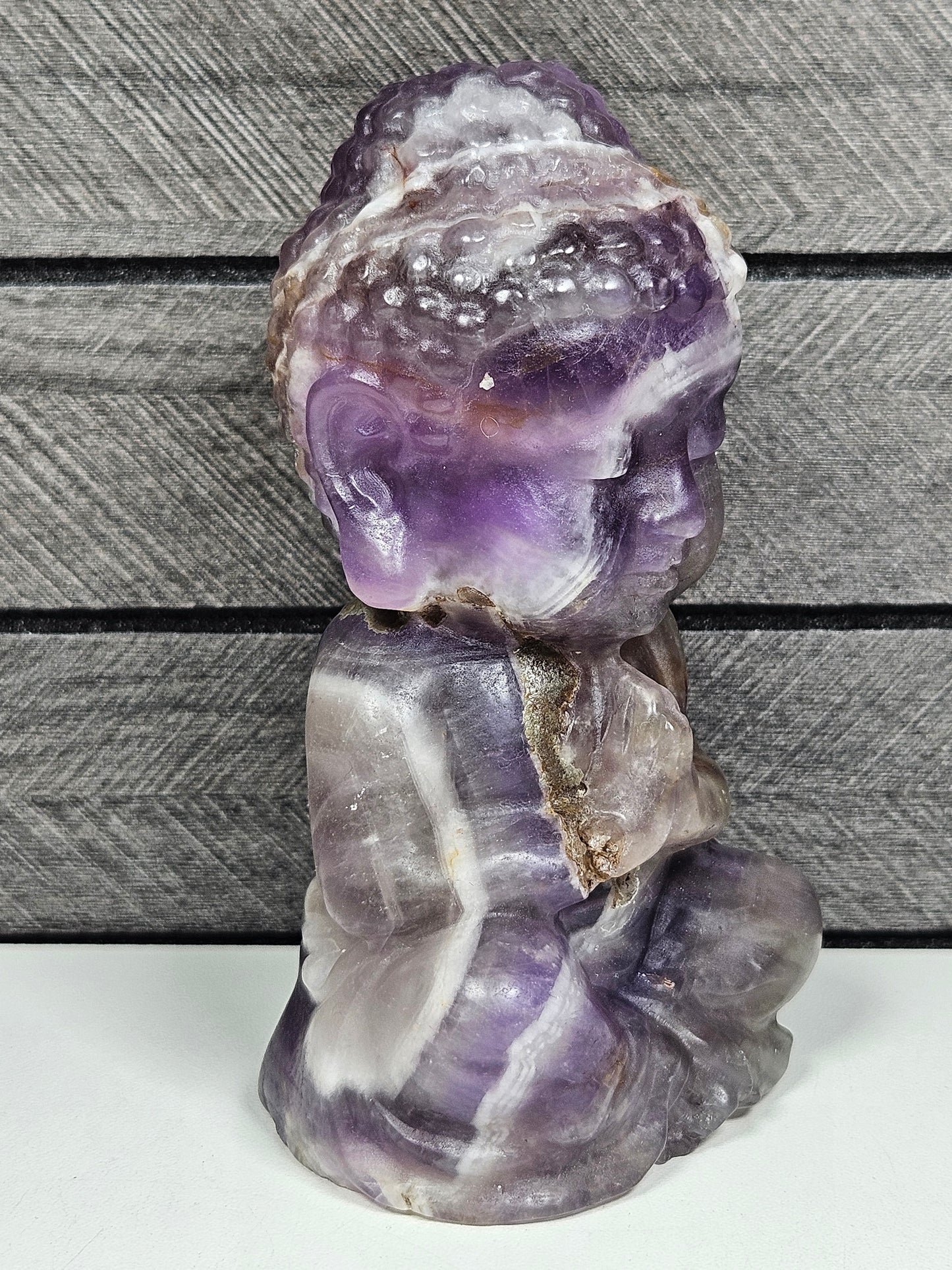 Dream Amethist Buddha 466 gram