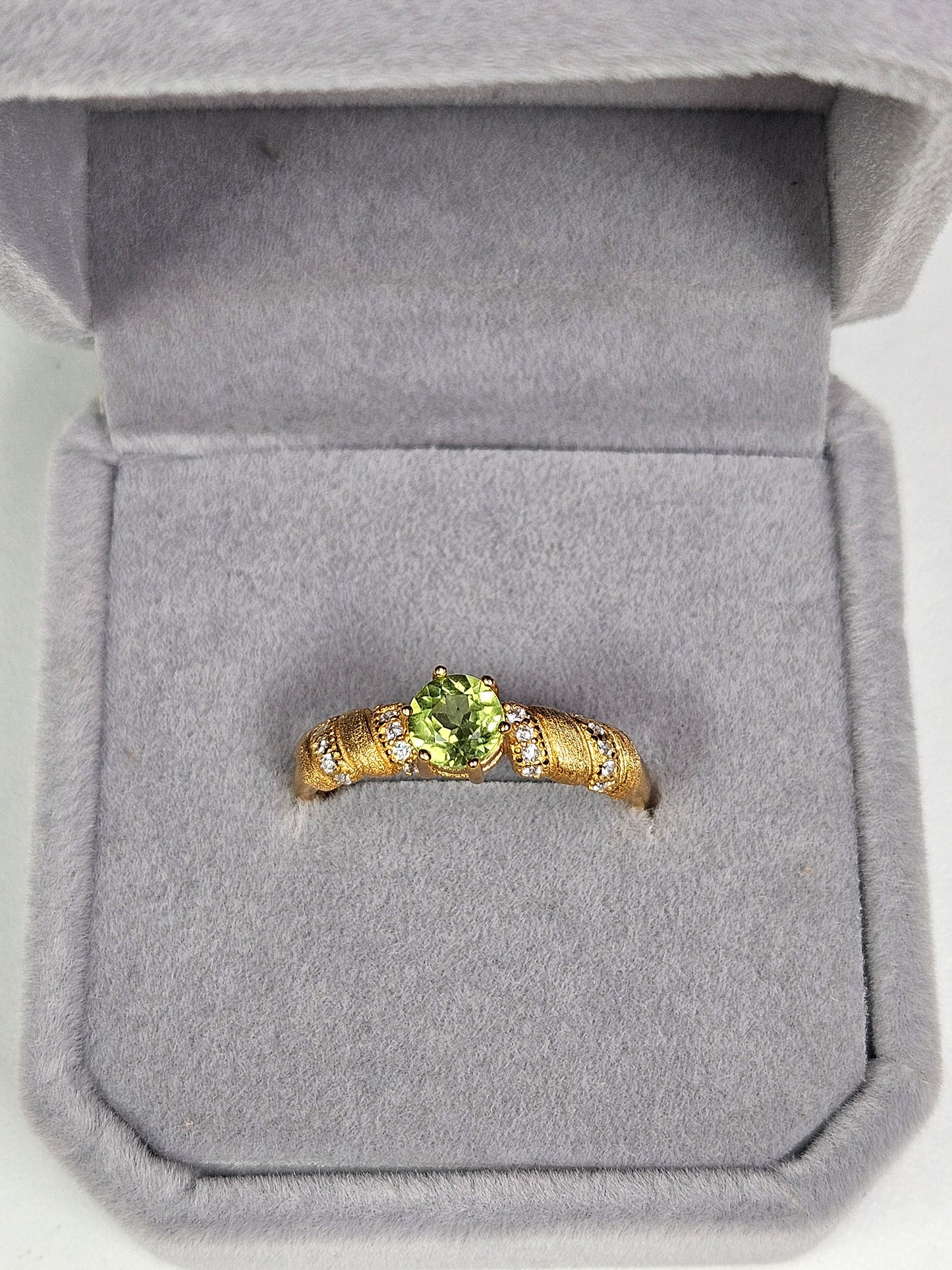 Peridoot s925(verguld) verstelbare ring nr27