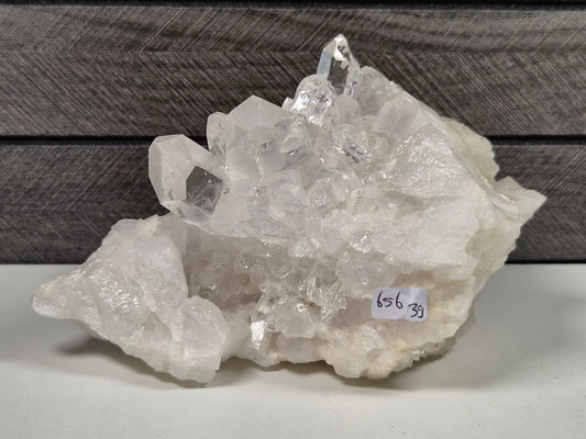 Bergkristal ruw cluster 656 gram