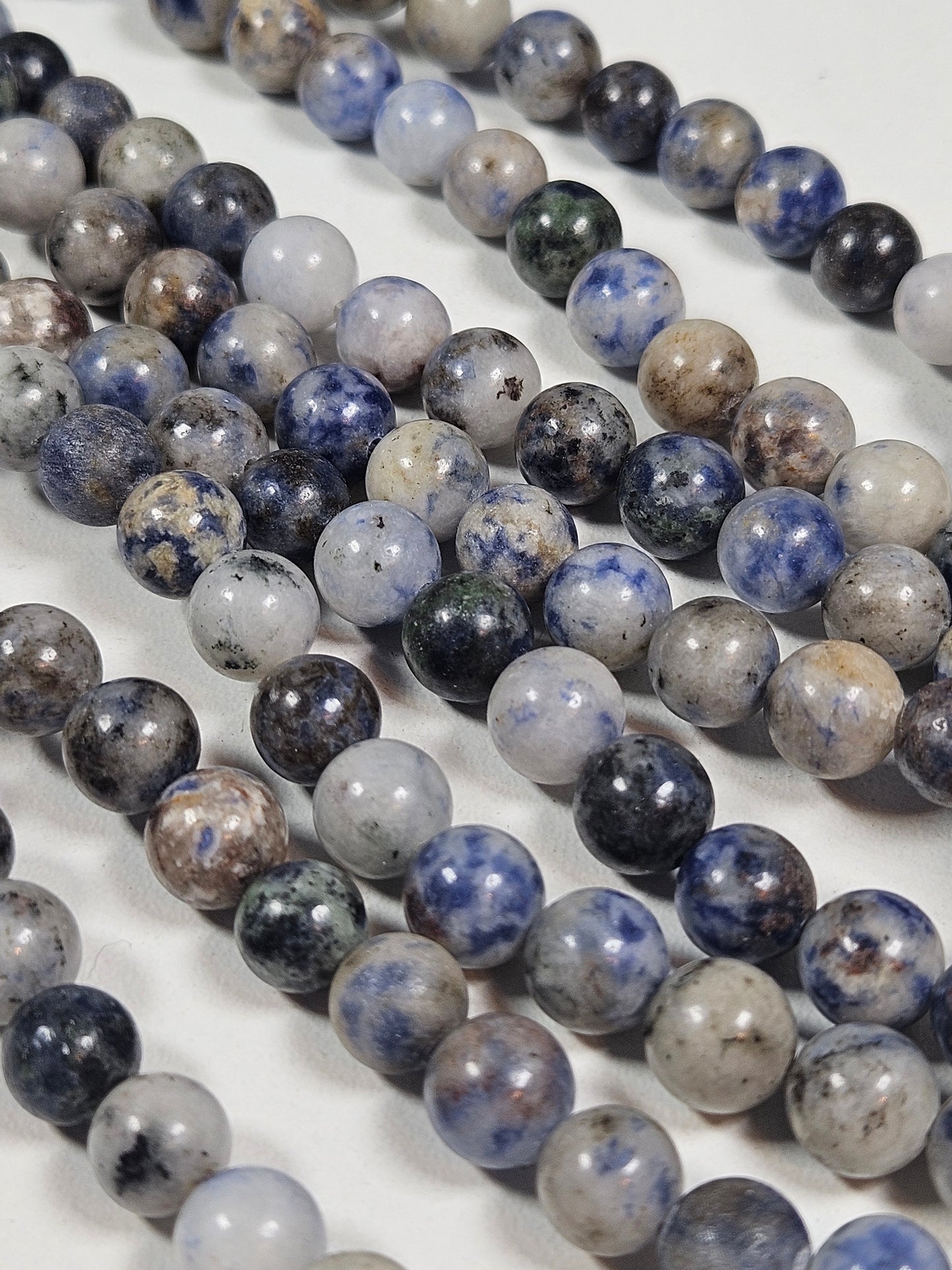 Sodaliet kralenstreng 8mm