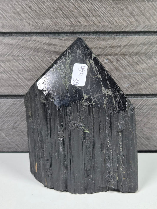 Zwarte toermalijn toren 490 gram
