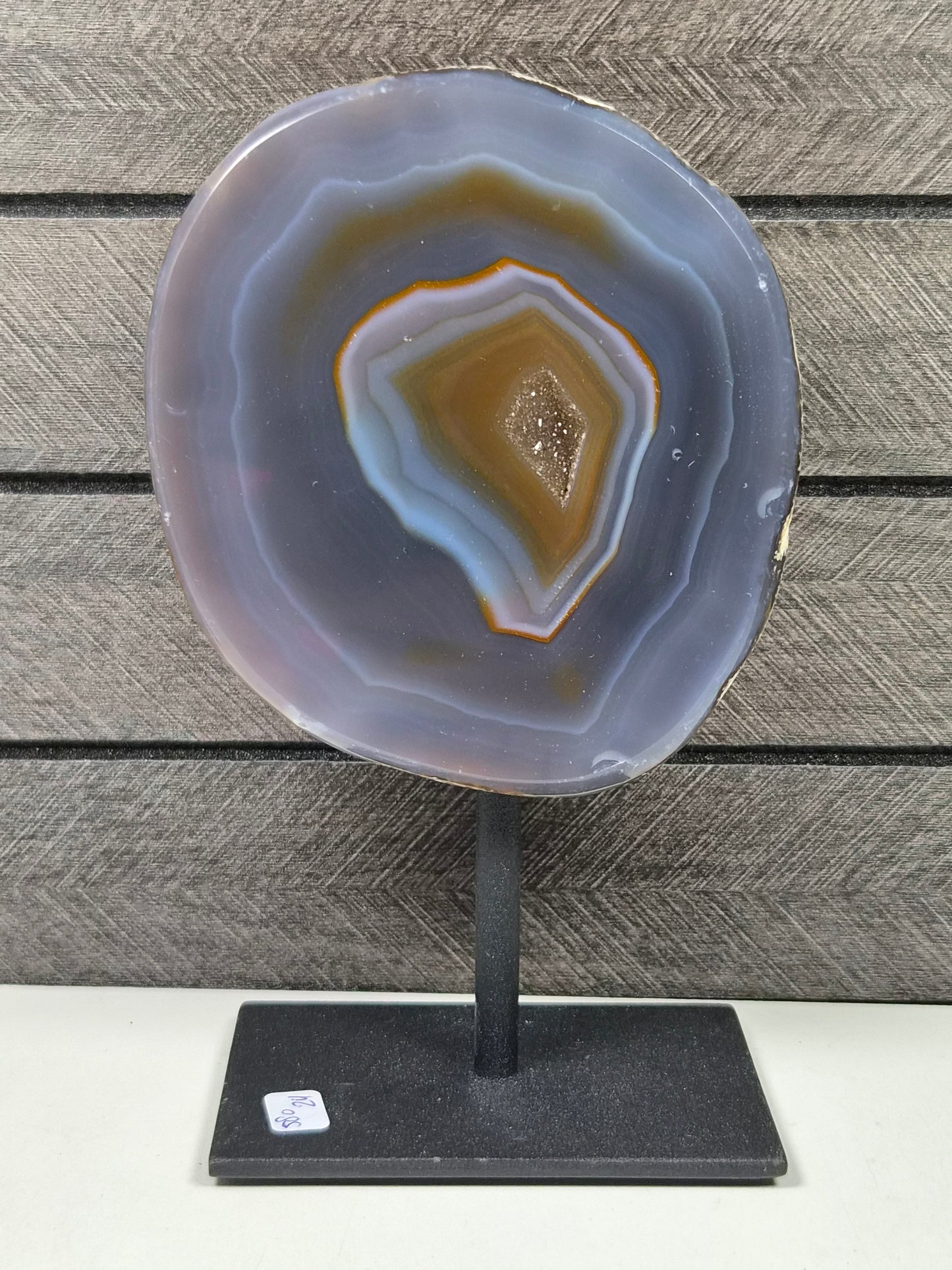 Agaat Geode op standaard 580 gram