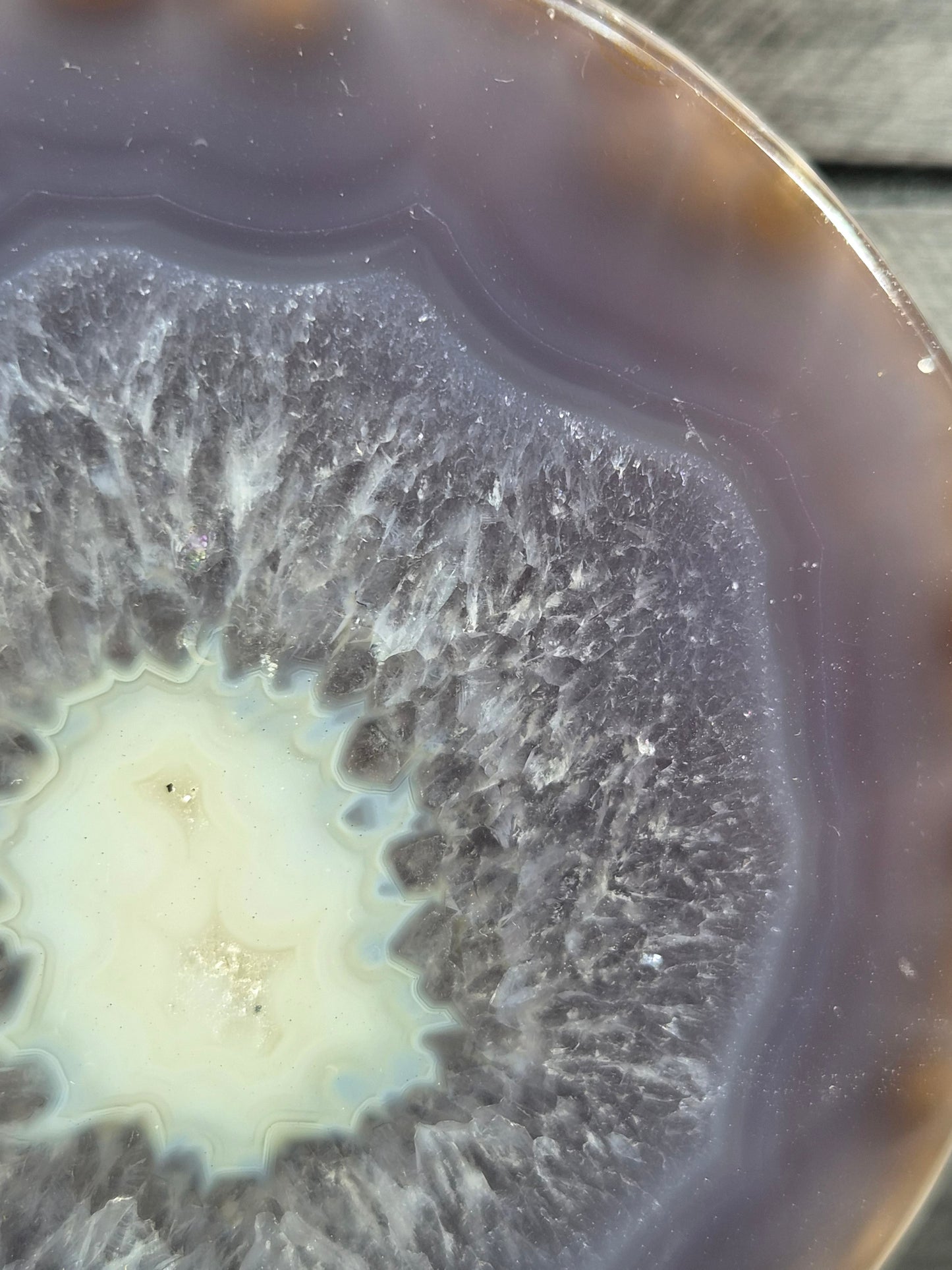 Agaat Geode op standaard 578 gram
