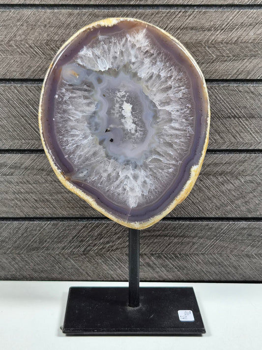 Agaat Geode op standaard 780 gram