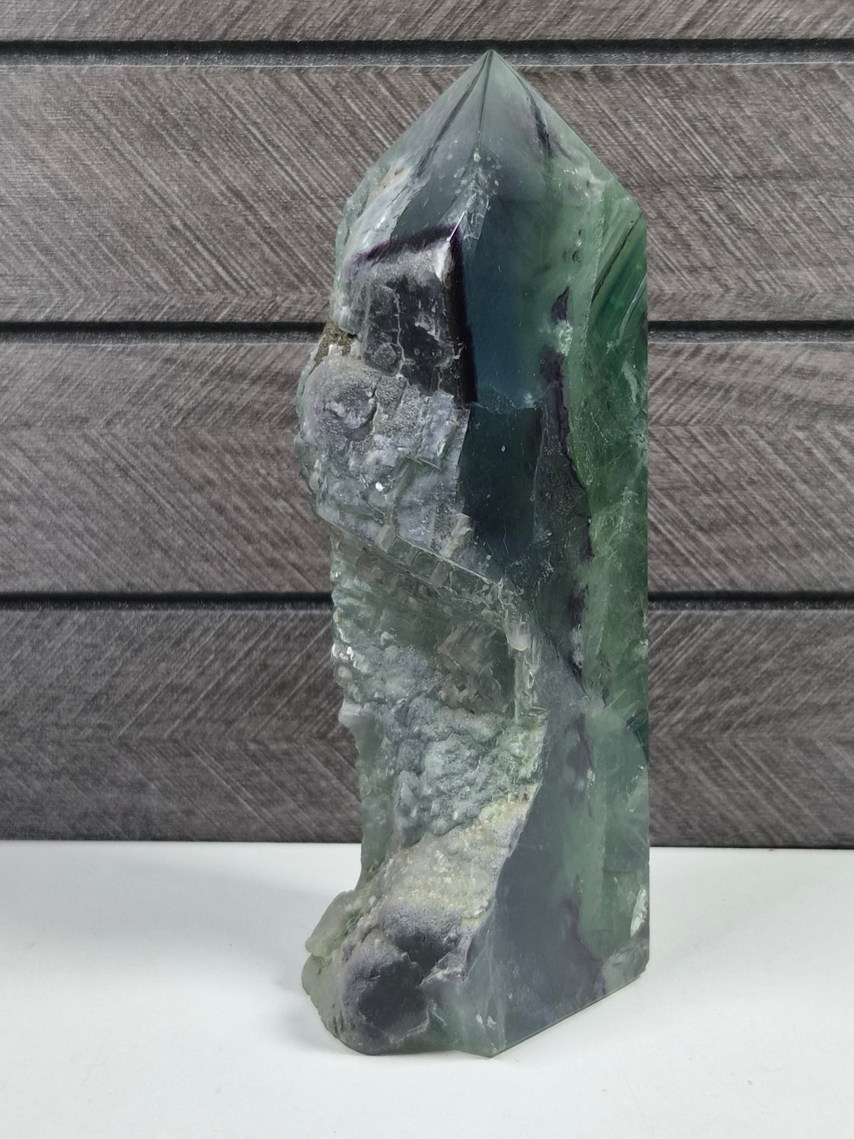 Flouriet met Pyriet toren 458 gram