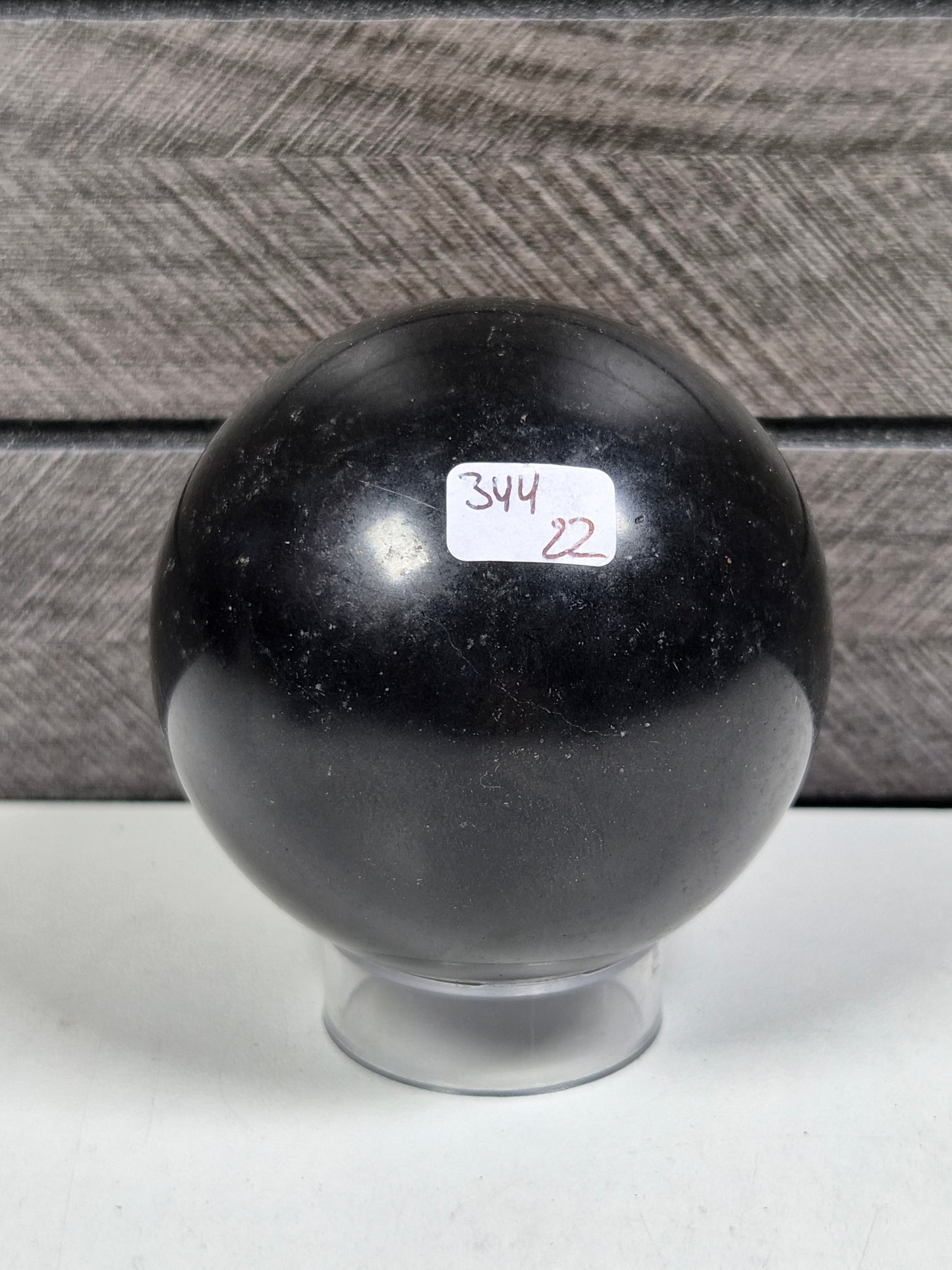 Zwarte Toermalijn bol 344 gram