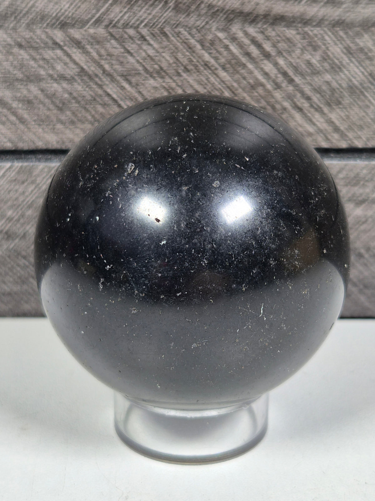 Zwarte Toermalijn bol 340 gram