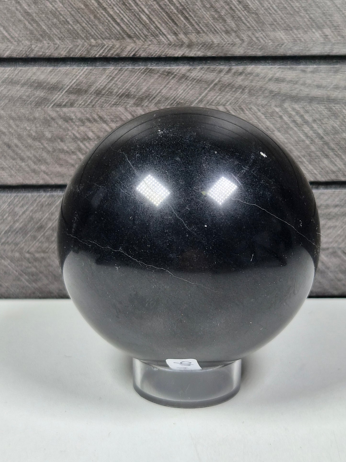 Zwarte Toermalijn bol 614 gram