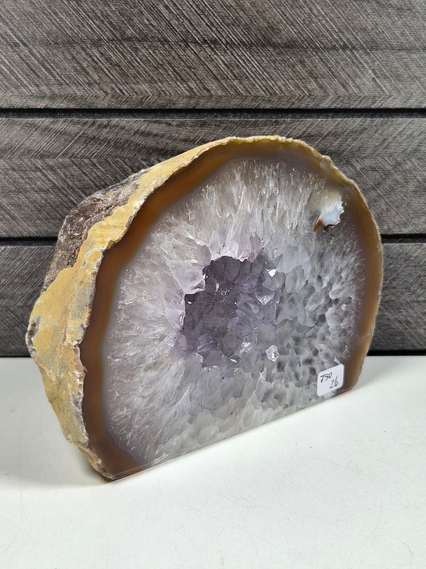 Agaat Geode op standvlak 750 gram
