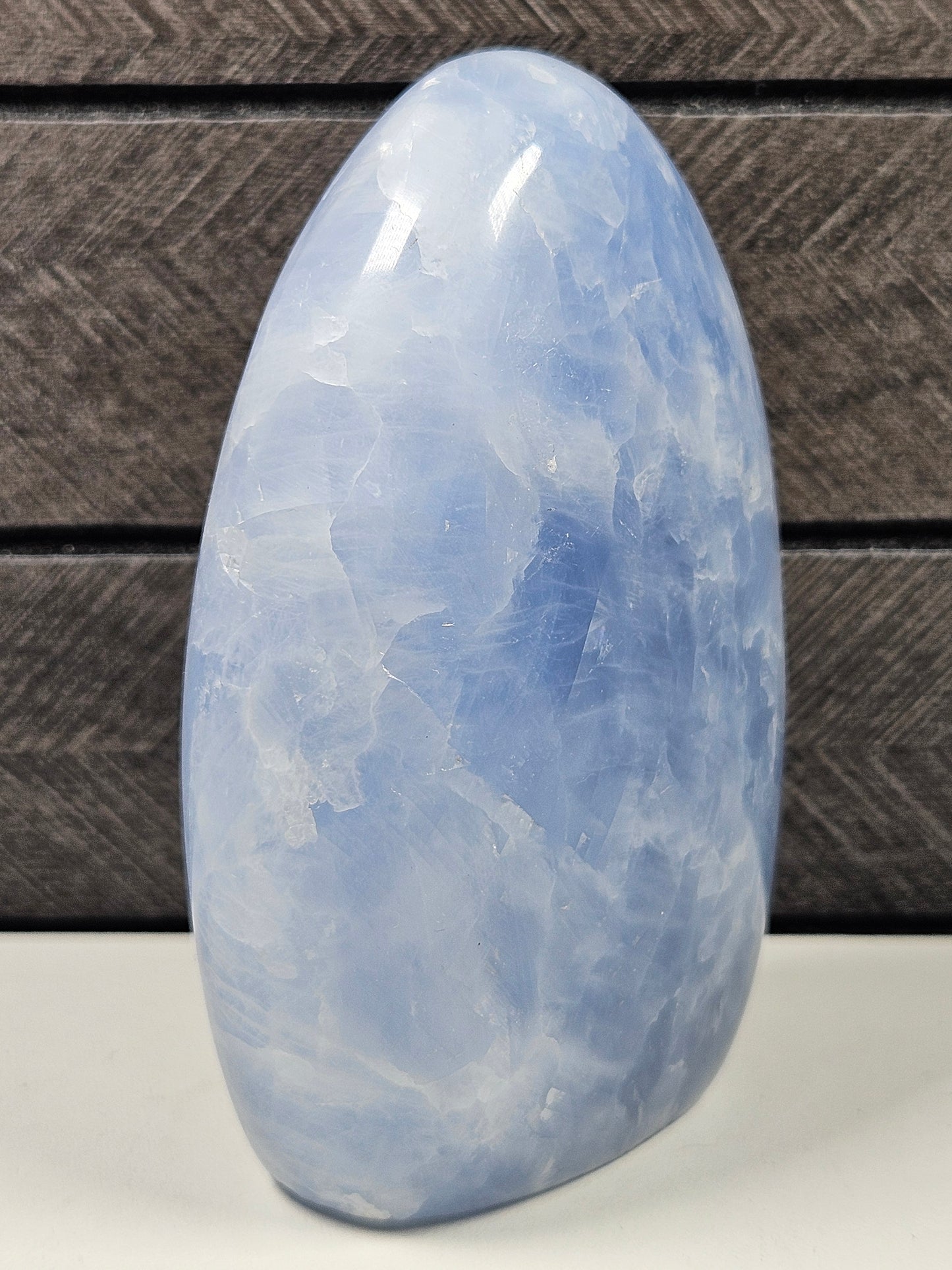 Blauwe calciet sculptuur 380 gram