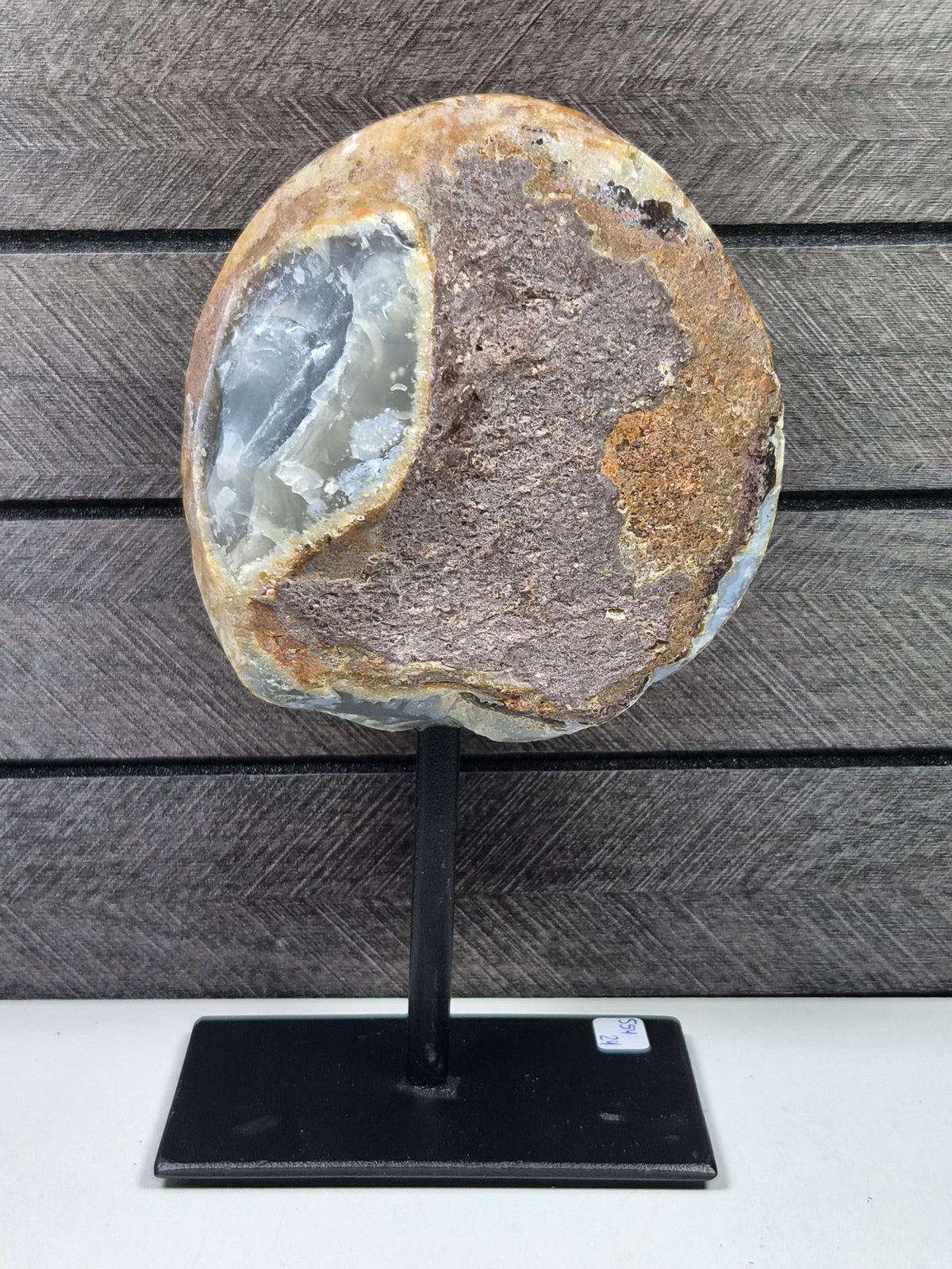 Agaat Geode op standaard 554 gram