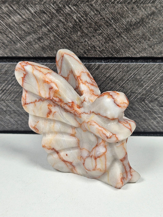 Red Vein Jaspis Zittend Elfje