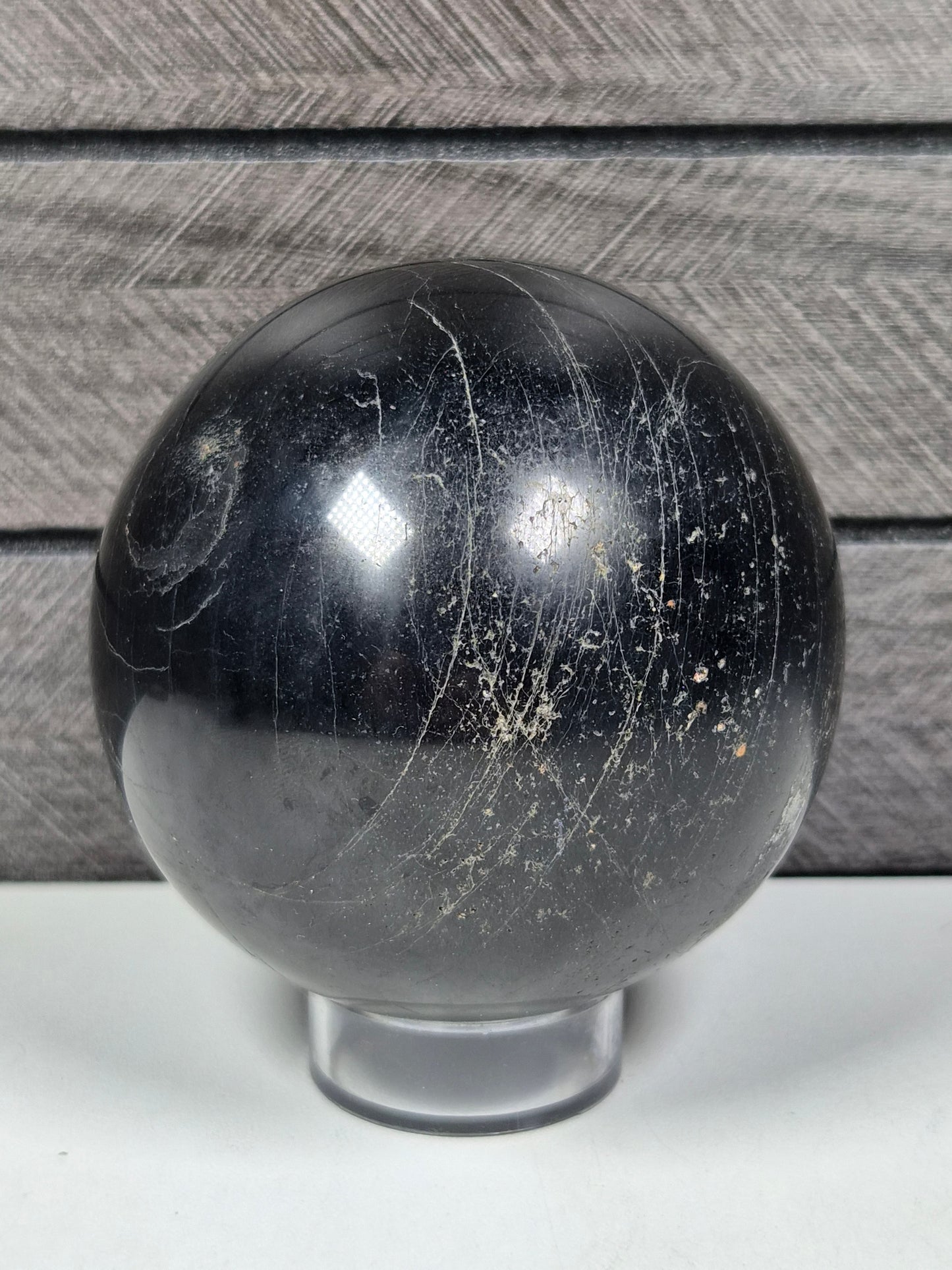 Zwarte toermalijn bol 764 gram