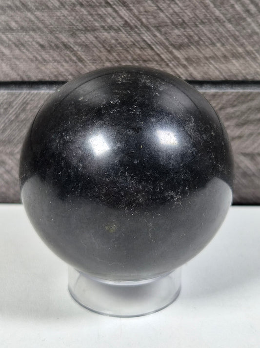 Zwarte Toermalijn bol 270 gram