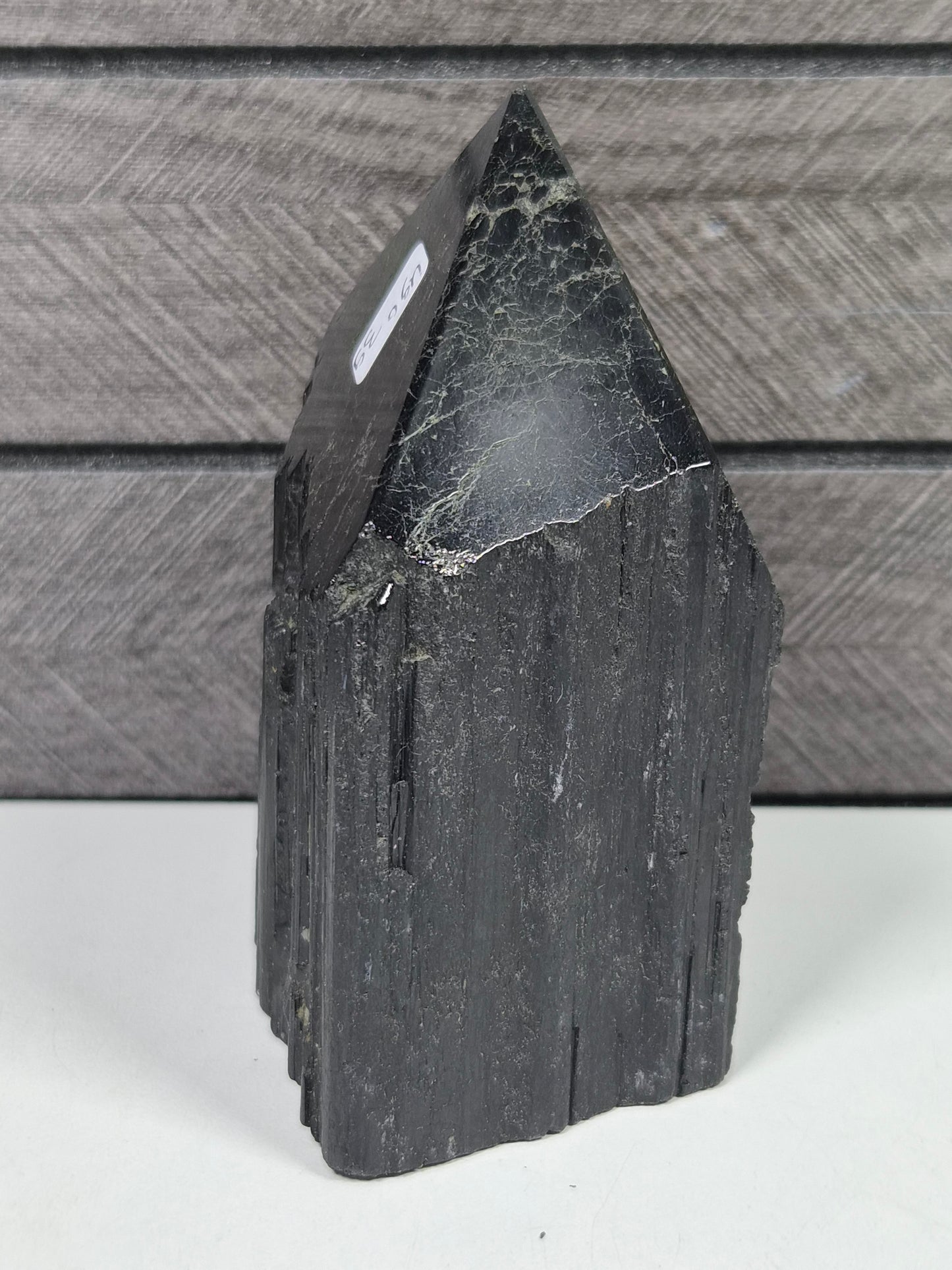 Zwarte toermalijn toren 490 gram