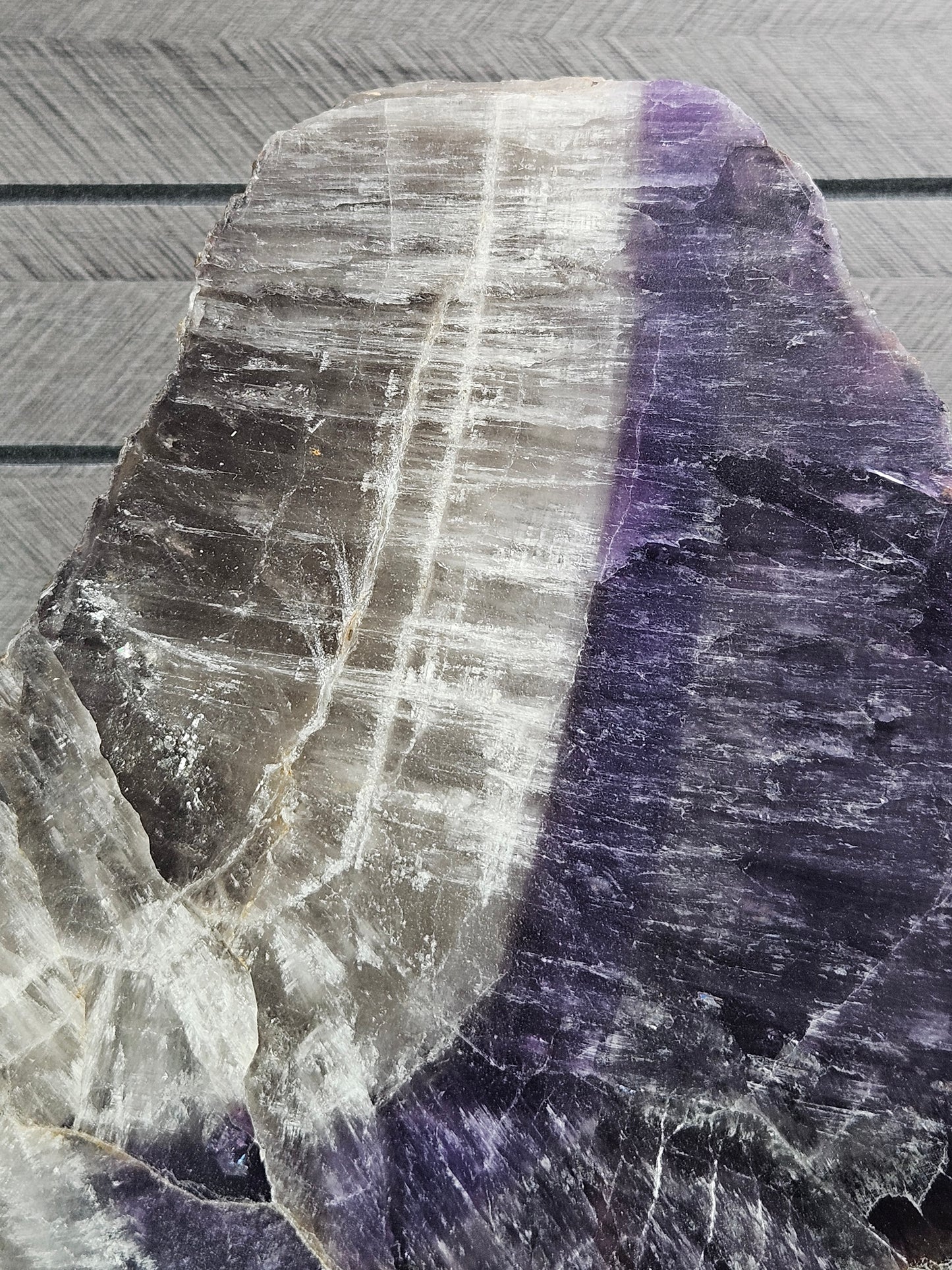 Dream amethist slab 3000 gram