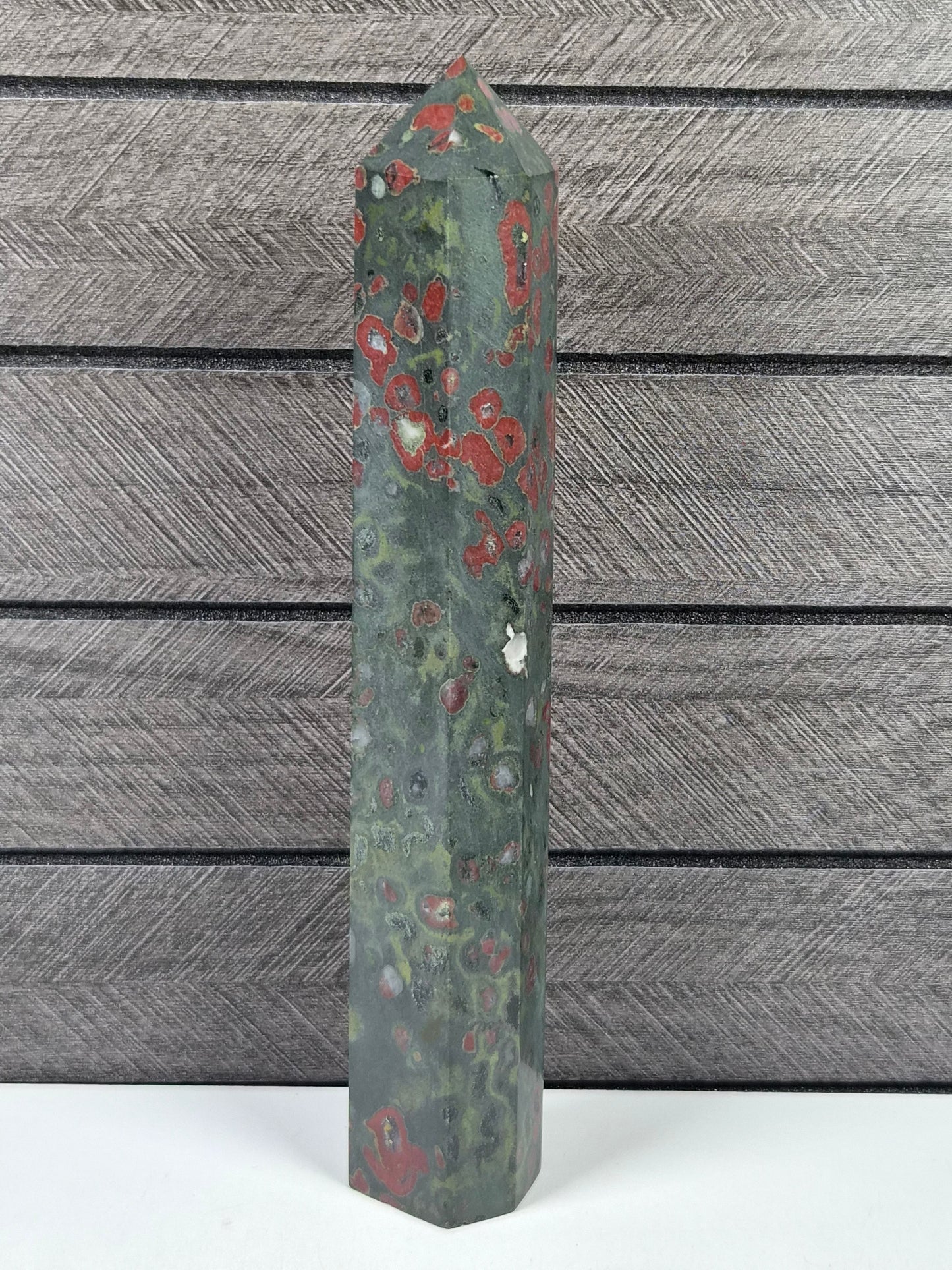 Pruimenbloesem Jaspis toren 318 gram