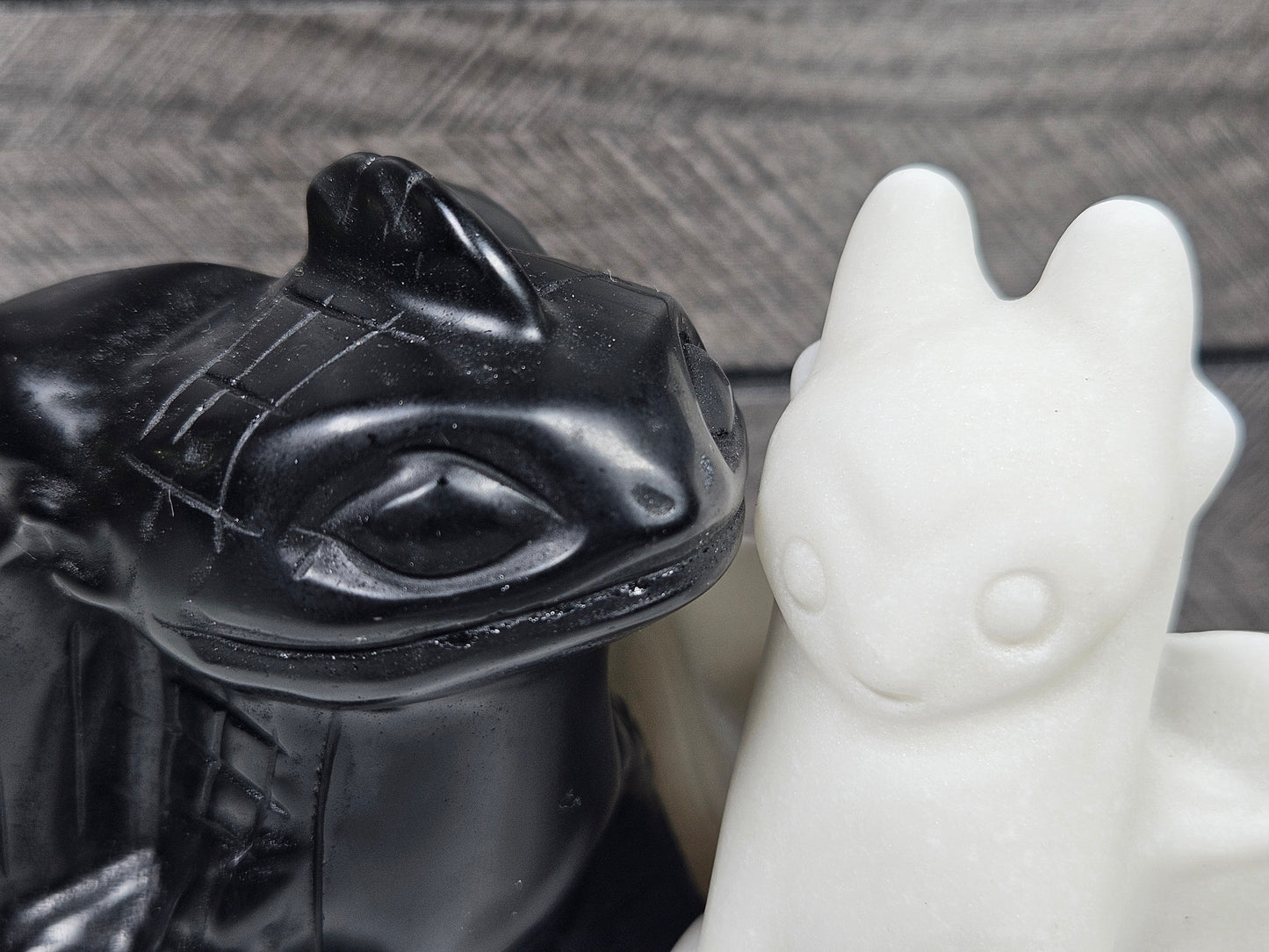 Obsidian Ohnezahn und weiße Jade-Lichtwut-Set