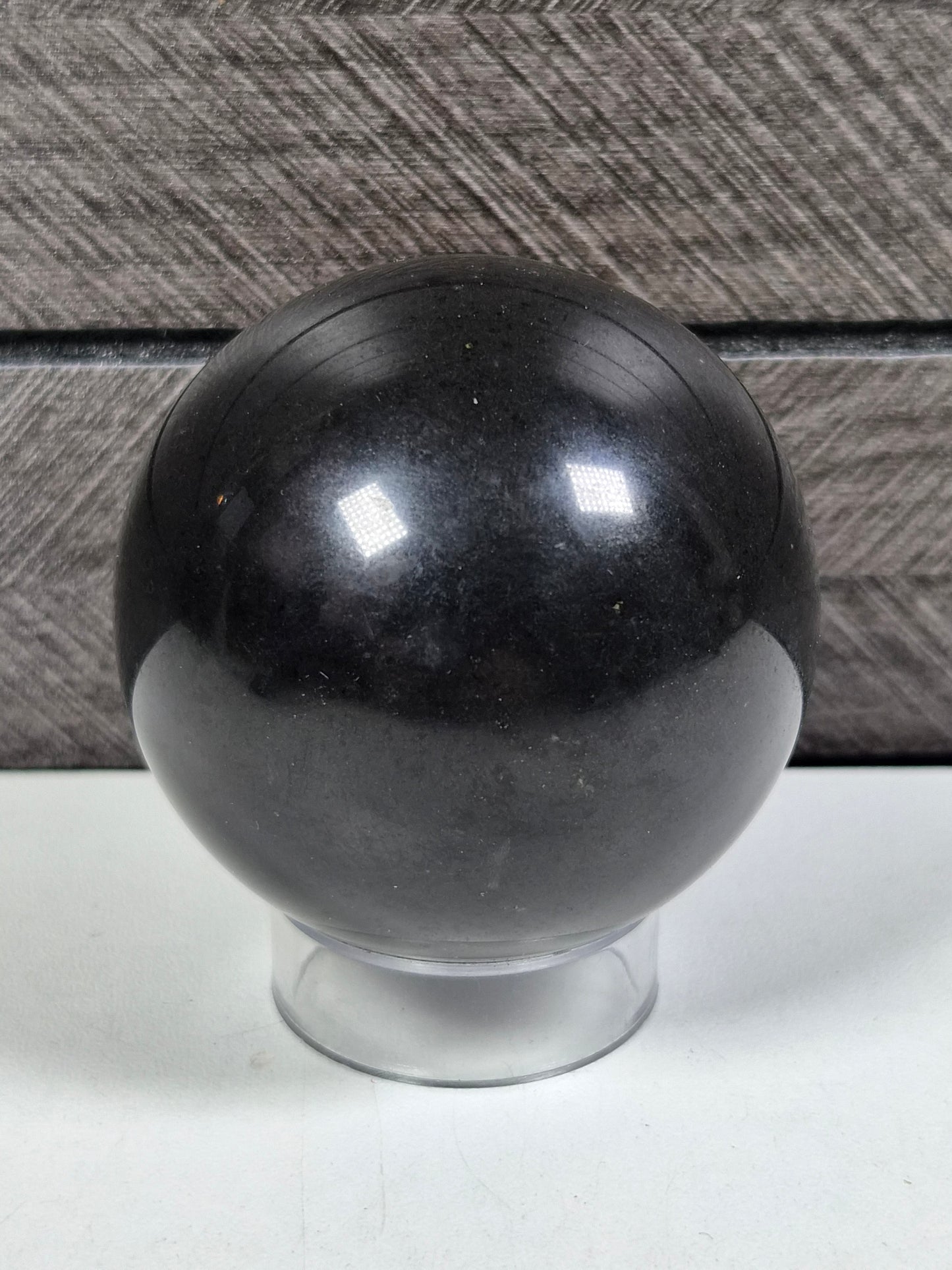 Zwarte Toermalijn bol 252 gram